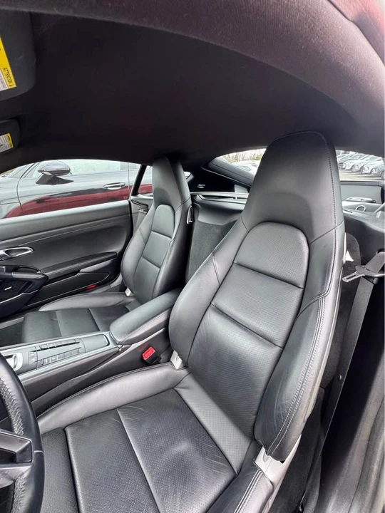 2017 Porsche 718 Cayman - Image 10 of 11