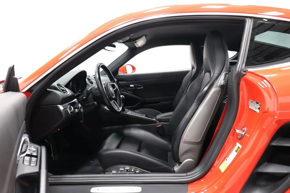 2017 Porsche 718 Cayman - Image 14 of 17