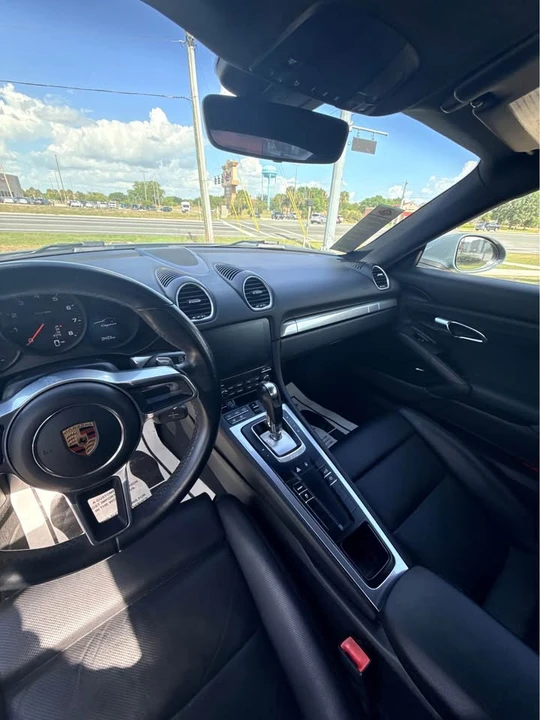 2017 Porsche 718 Cayman - Image 9 of 11
