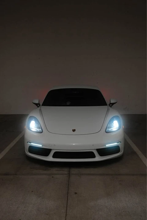 2017 Porsche 718 Cayman - Image 18 of 19