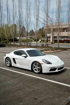 2017 Porsche 718 Cayman