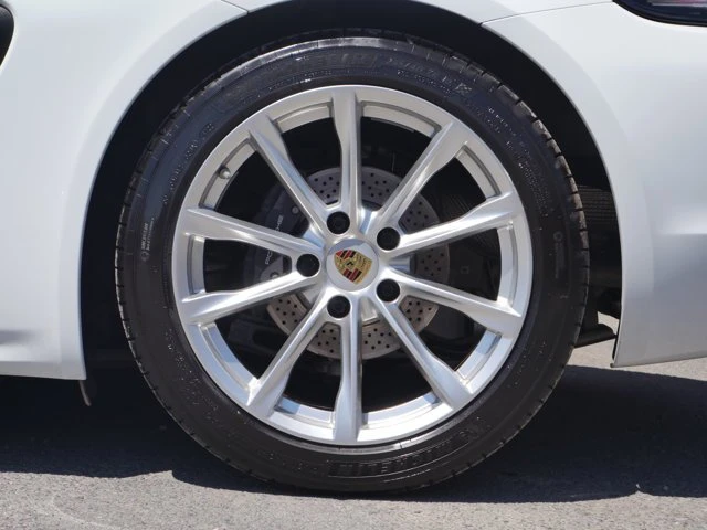 2017 Porsche 718 Cayman - Image 15 of 20