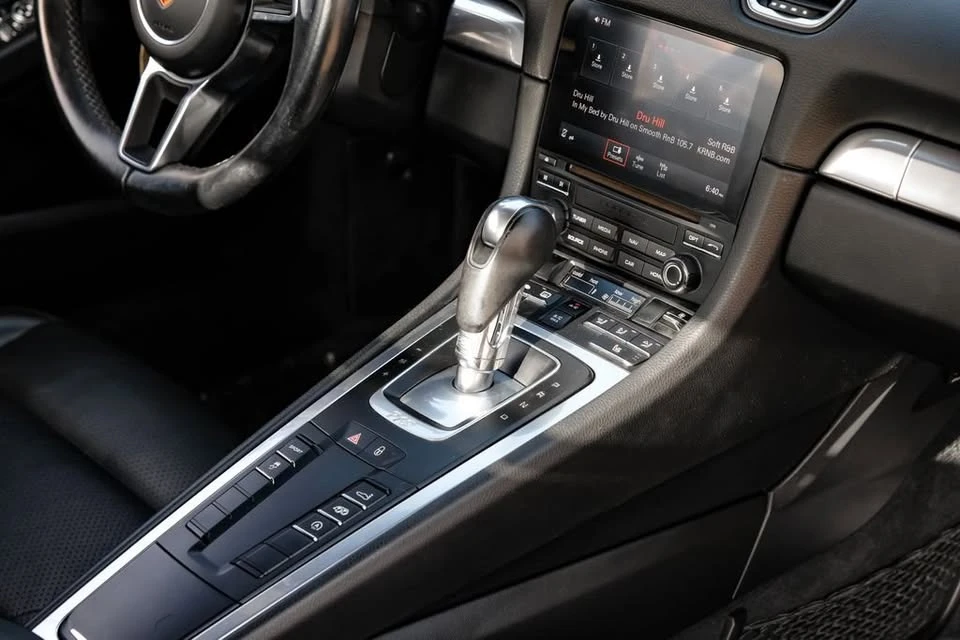 2017 Porsche 718 Cayman - Image 17 of 20