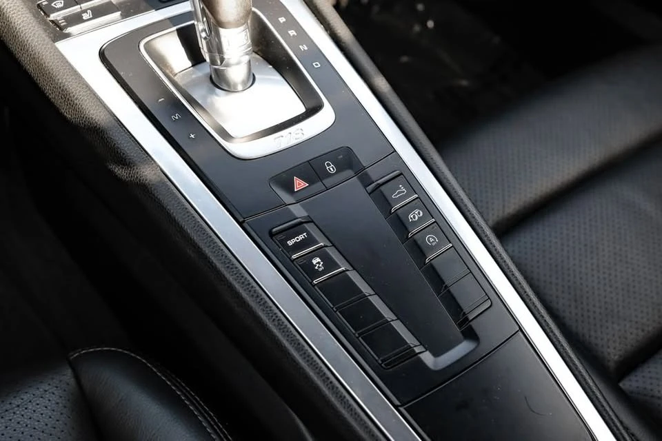 2017 Porsche 718 Cayman - Image 19 of 20