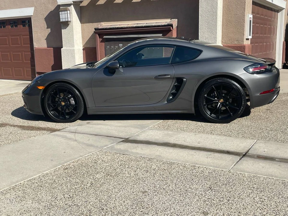 2017 Porsche 718 Cayman - Image 5 of 10