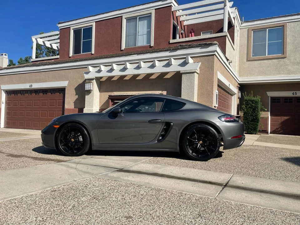 2017 Porsche 718 Cayman - Image 6 of 10