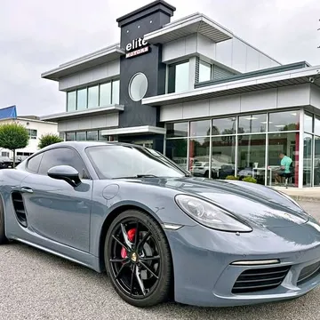 2017 Porsche 718 Cayman S