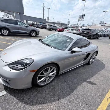 2017 Porsche 718 Cayman Base