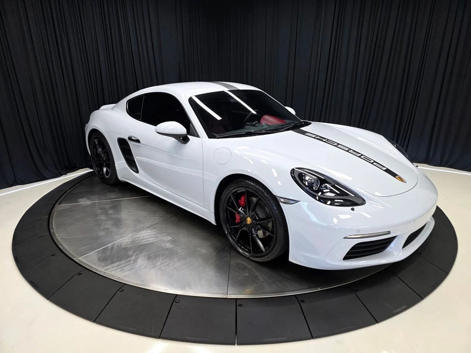 2017 Porsche 718 Cayman - Image 14 of 21