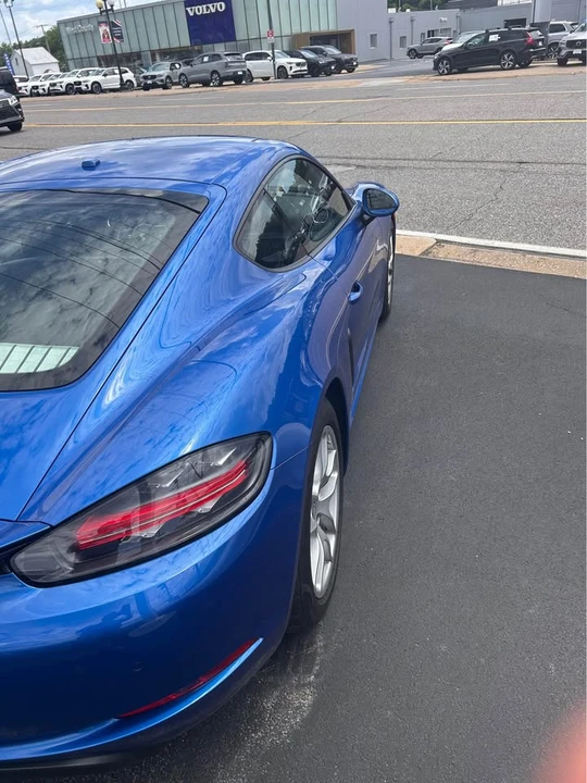 2017 Porsche 718 Cayman - Image 4 of 4