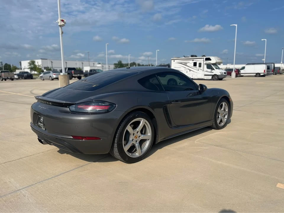 2017 Porsche 718 Cayman - Image 6 of 11