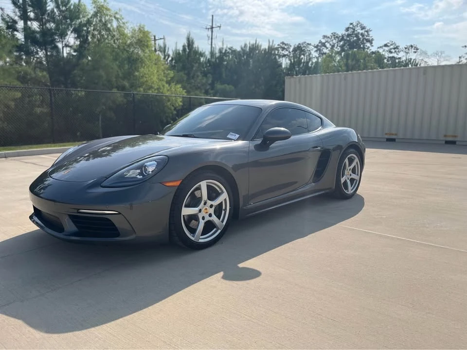 2017 Porsche 718 Cayman - Image 2 of 11