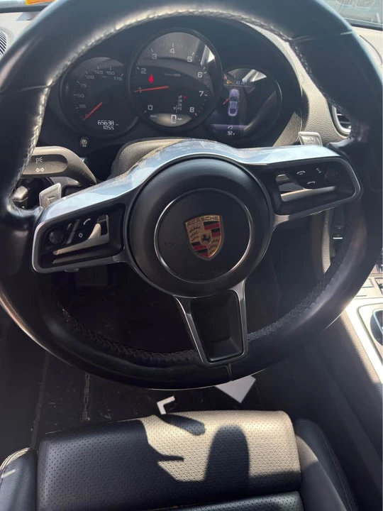 2017 Porsche 718 Cayman - Image 4 of 7