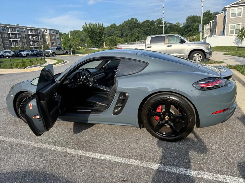 2017 Porsche 718 Cayman - Image 14 of 19