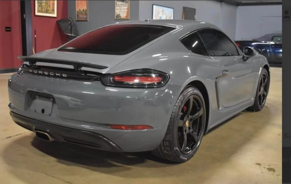 2017 Porsche 718 Cayman - Image 8 of 18