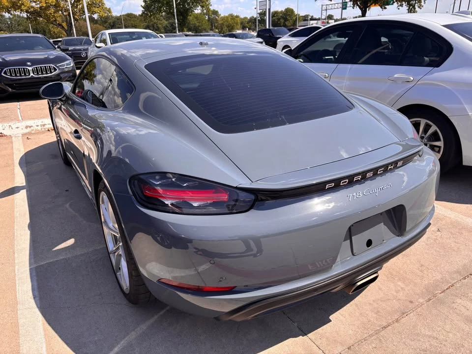 2017 Porsche 718 Cayman - Image 15 of 16