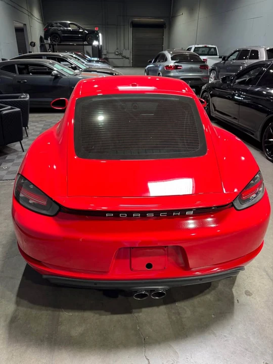 2017 Porsche 718 Cayman - Image 2 of 9
