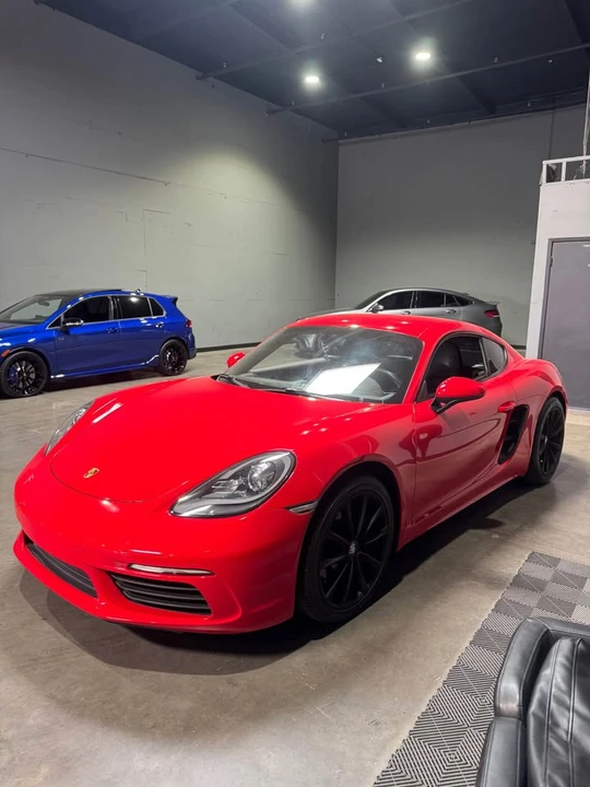 2017 Porsche 718 Cayman - Image 9 of 9