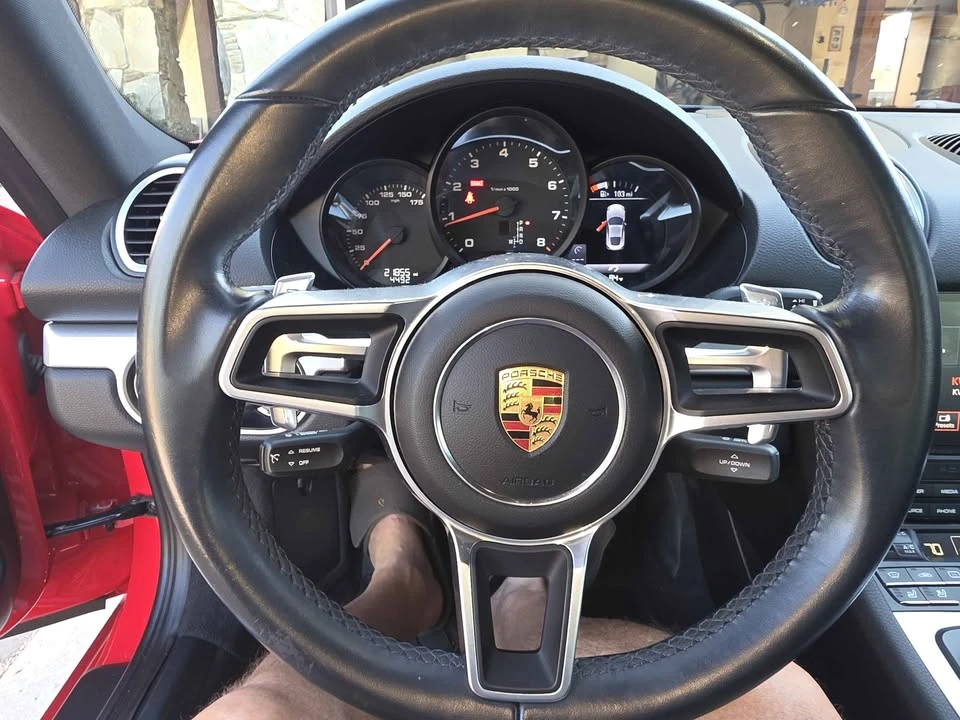 2017 Porsche 718 Cayman - Image 6 of 8