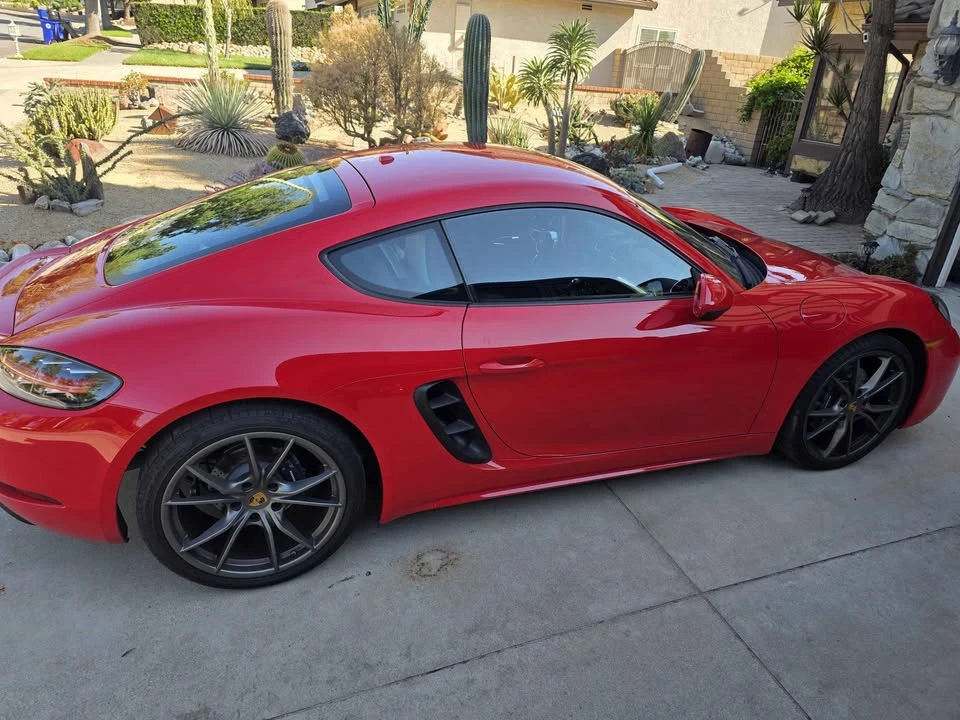 2017 Porsche 718 Cayman - Image 2 of 8