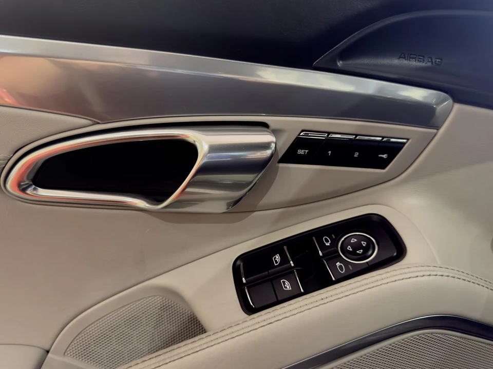 2017 Porsche 718 Cayman - Image 25 of 31