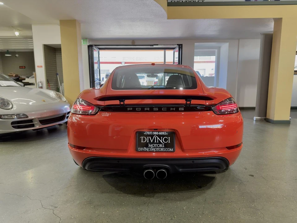 2017 Porsche 718 Cayman - Image 4 of 31