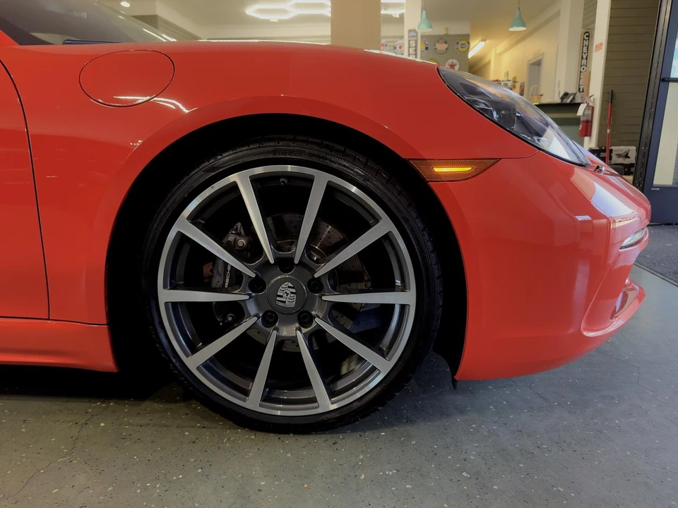 2017 Porsche 718 Cayman - Image 29 of 31