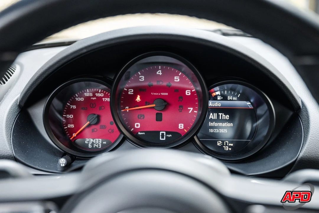 2017 Porsche 718 Cayman - Image 8 of 12