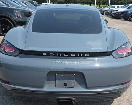 2017 Porsche 718 Cayman - Image 3 of 8