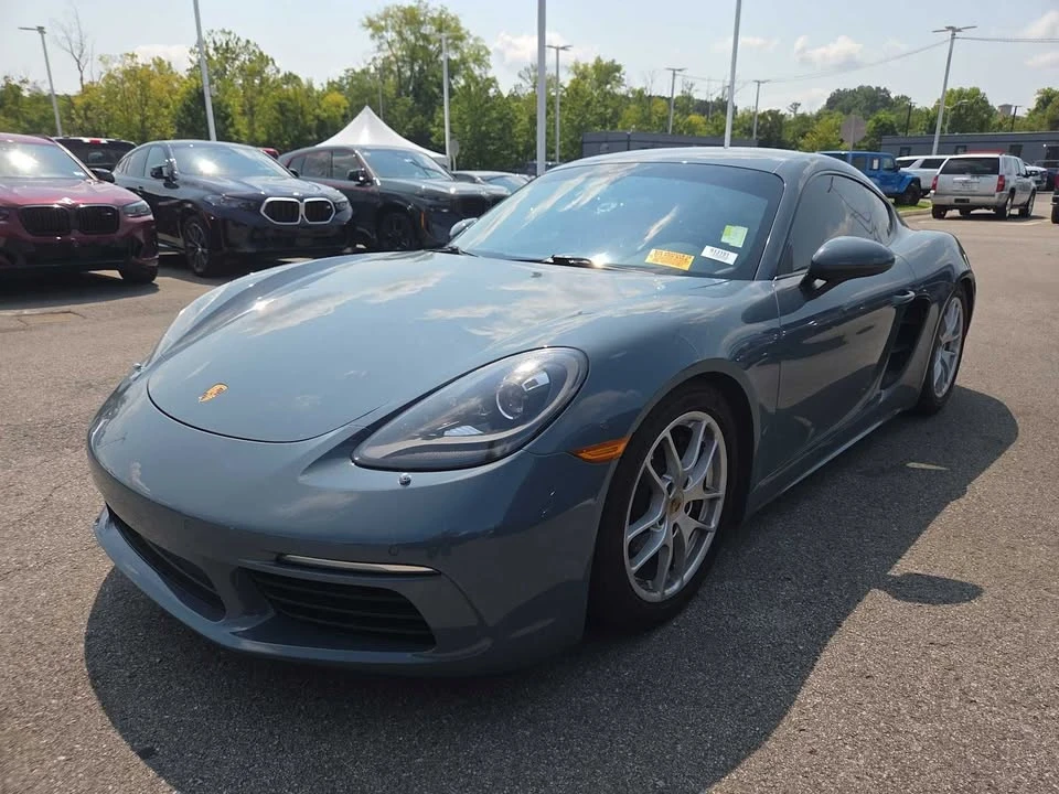 2017 Porsche 718 Cayman - Image 5 of 10