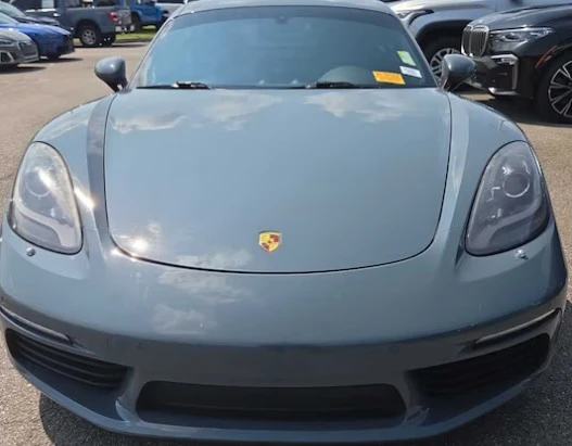 2017 Porsche 718 Cayman - Image 6 of 8