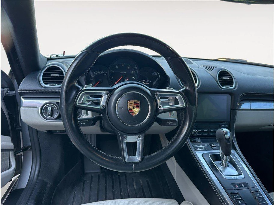 2017 Porsche 718 Cayman - Image 13 of 20