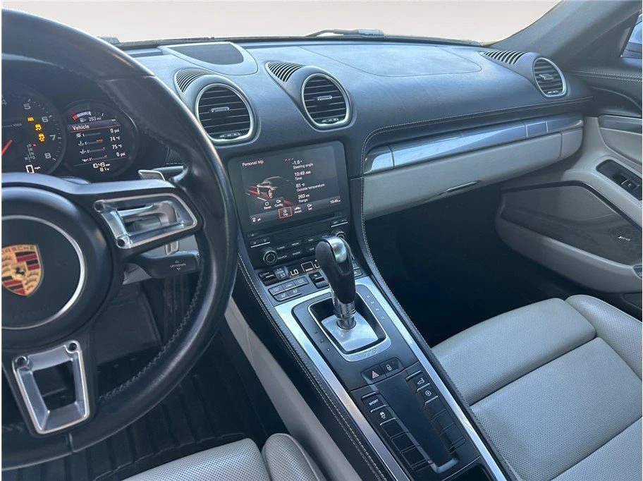 2017 Porsche 718 Cayman - Image 12 of 20