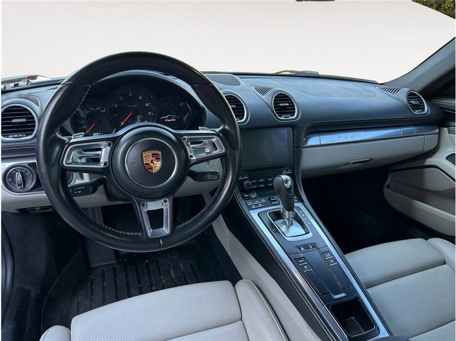 2017 Porsche 718 Cayman - Image 11 of 20