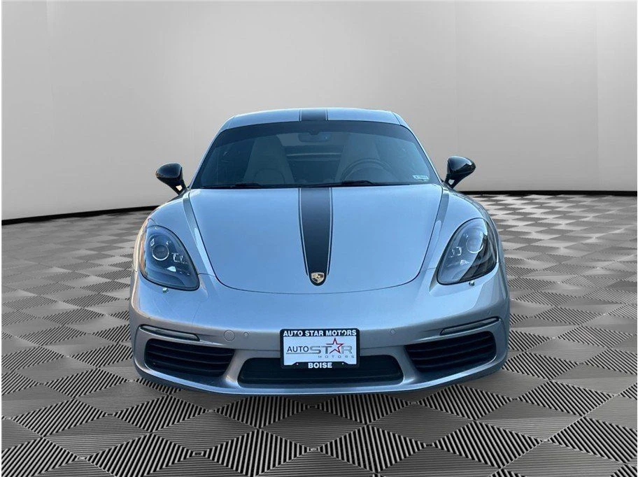 2017 Porsche 718 Cayman - Image 9 of 20