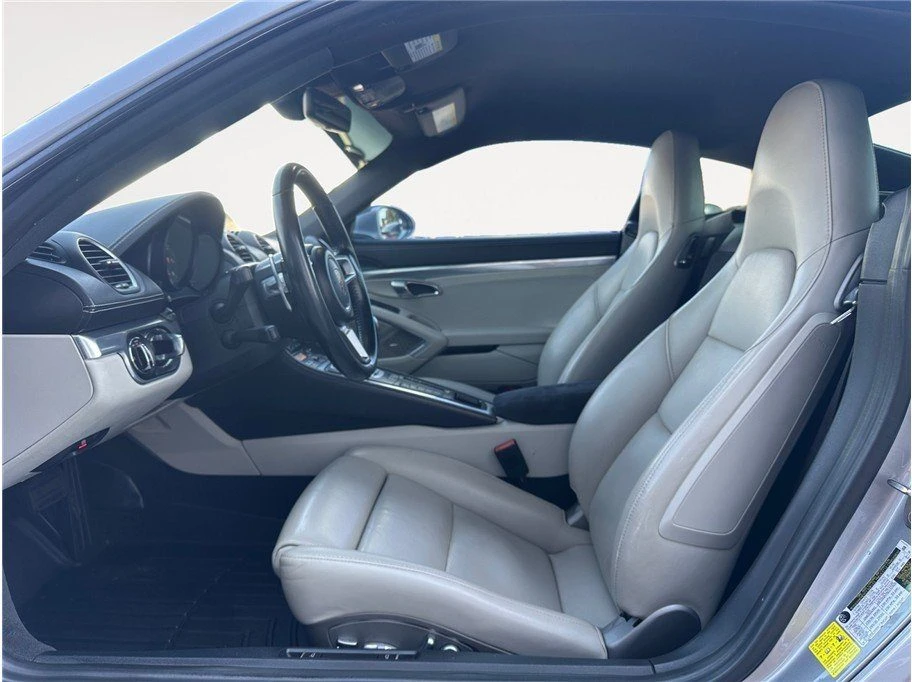 2017 Porsche 718 Cayman - Image 10 of 20