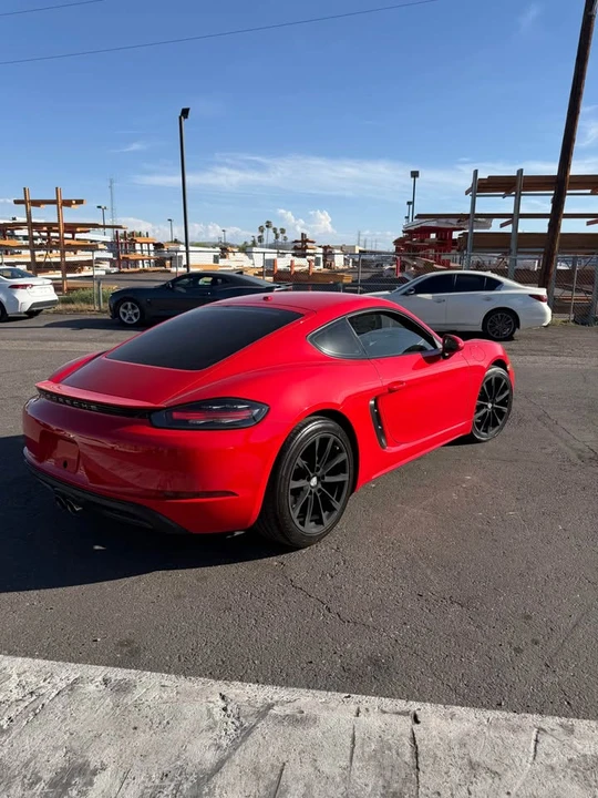 2017 Porsche 718 Cayman - Image 4 of 8
