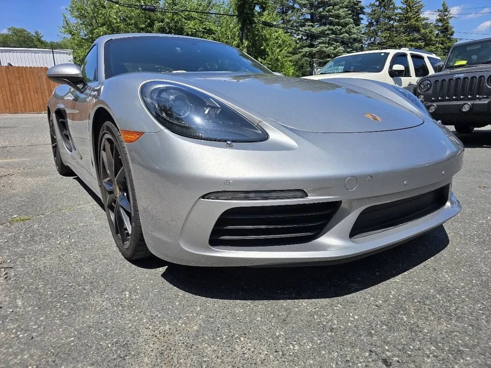 2017 Porsche 718 Cayman - Image 8 of 20