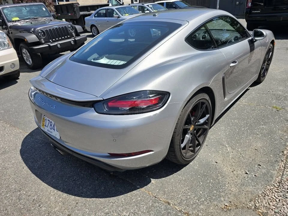 2017 Porsche 718 Cayman - Image 5 of 20