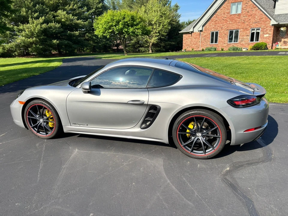 2017 Porsche 718 Cayman S - Image 5 of 15