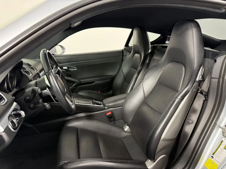 2017 Porsche 718 Cayman S - Image 5 of 6