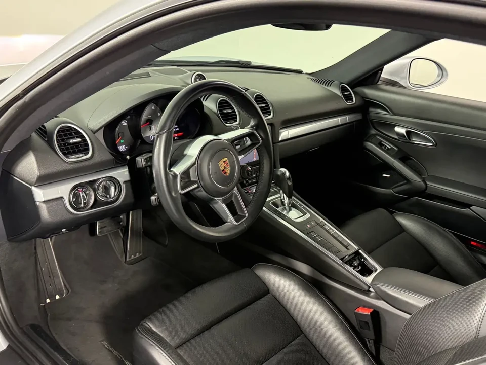 2017 Porsche 718 Cayman S - Image 4 of 6