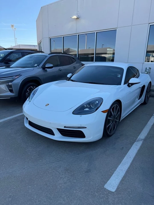 2017 Porsche 718 Cayman S - Image 2 of 5