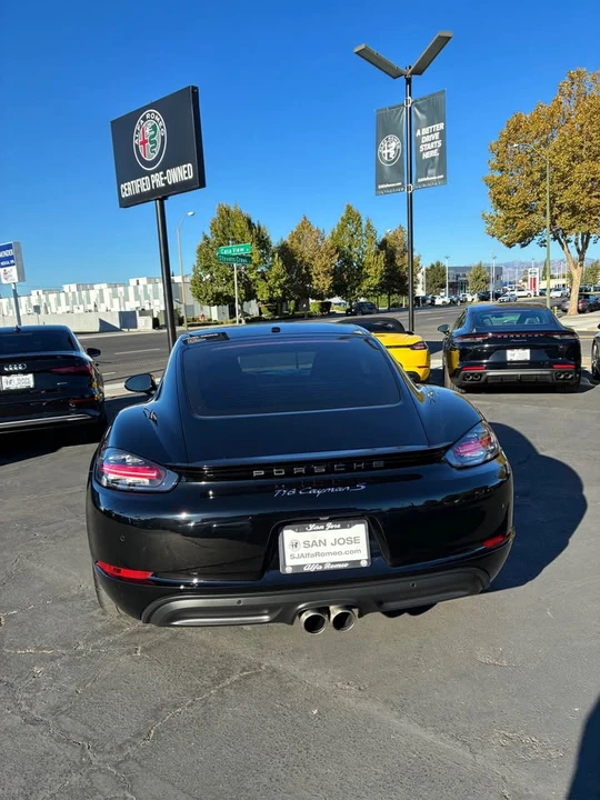 2017 Porsche 718 Cayman S - Image 6 of 15