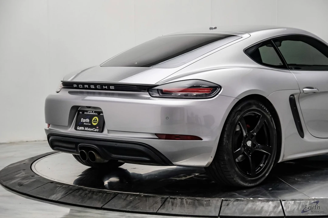 2017 Porsche 718 Cayman S - Image 16 of 21
