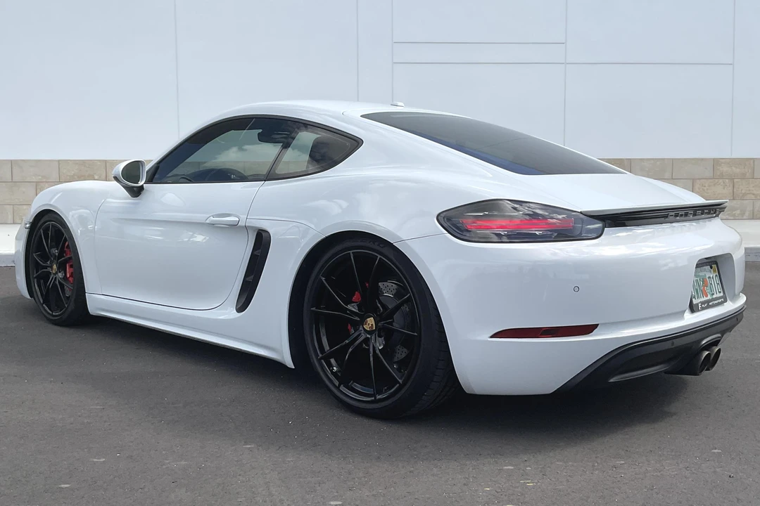 2017 Porsche 718 Cayman S - Image 4 of 8