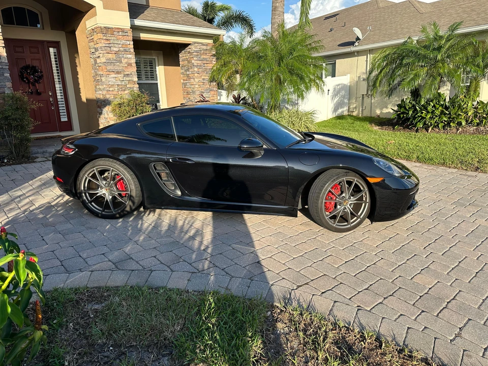 2017 Porsche 718 Cayman S - Image 9 of 31