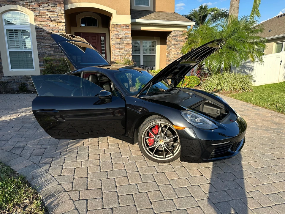 2017 Porsche 718 Cayman S - Image 10 of 31