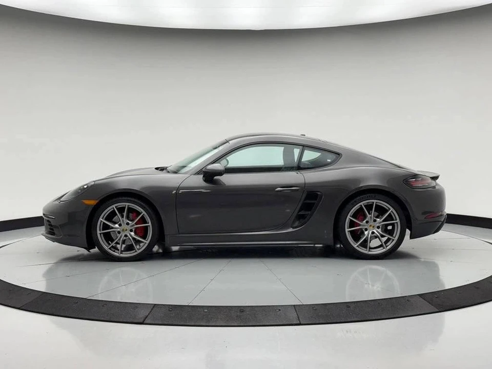 2017 Porsche 718 Cayman S - Image 2 of 5