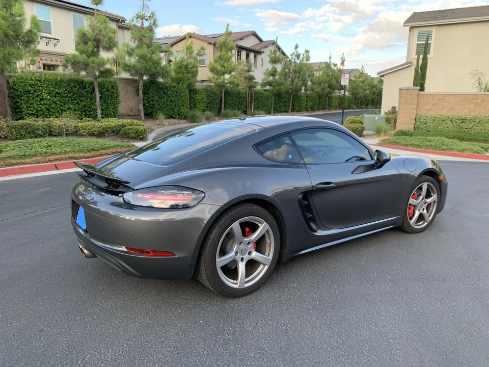2017 Porsche 718 Cayman S - Image 25 of 31